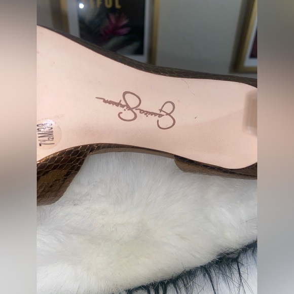 Jessica Simpson snake print metallic bronze gold closed toe heels - Picture 4 of 4